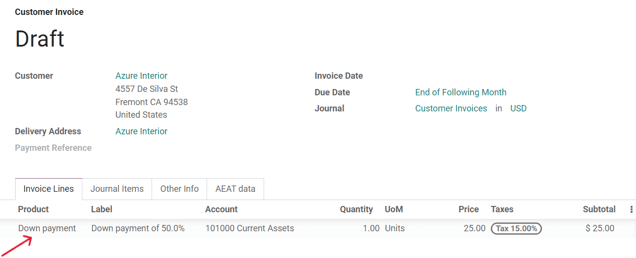 Un borrador de factura donde se indica un anticipo en la aplicación Ventas de Odoo.