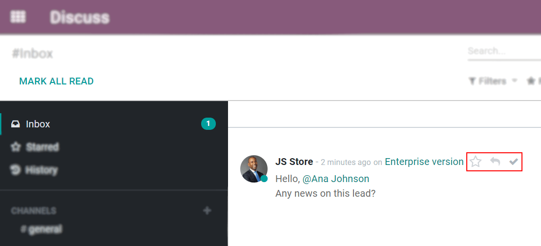 Vue d'un message de la boîte de réception et les options d'action dans Odoo Discussion