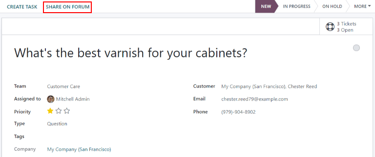 Prezentare generală a paginii Forumuri a unui site web pentru a le afișa pe cele disponibile în Odoo Helpdesk.